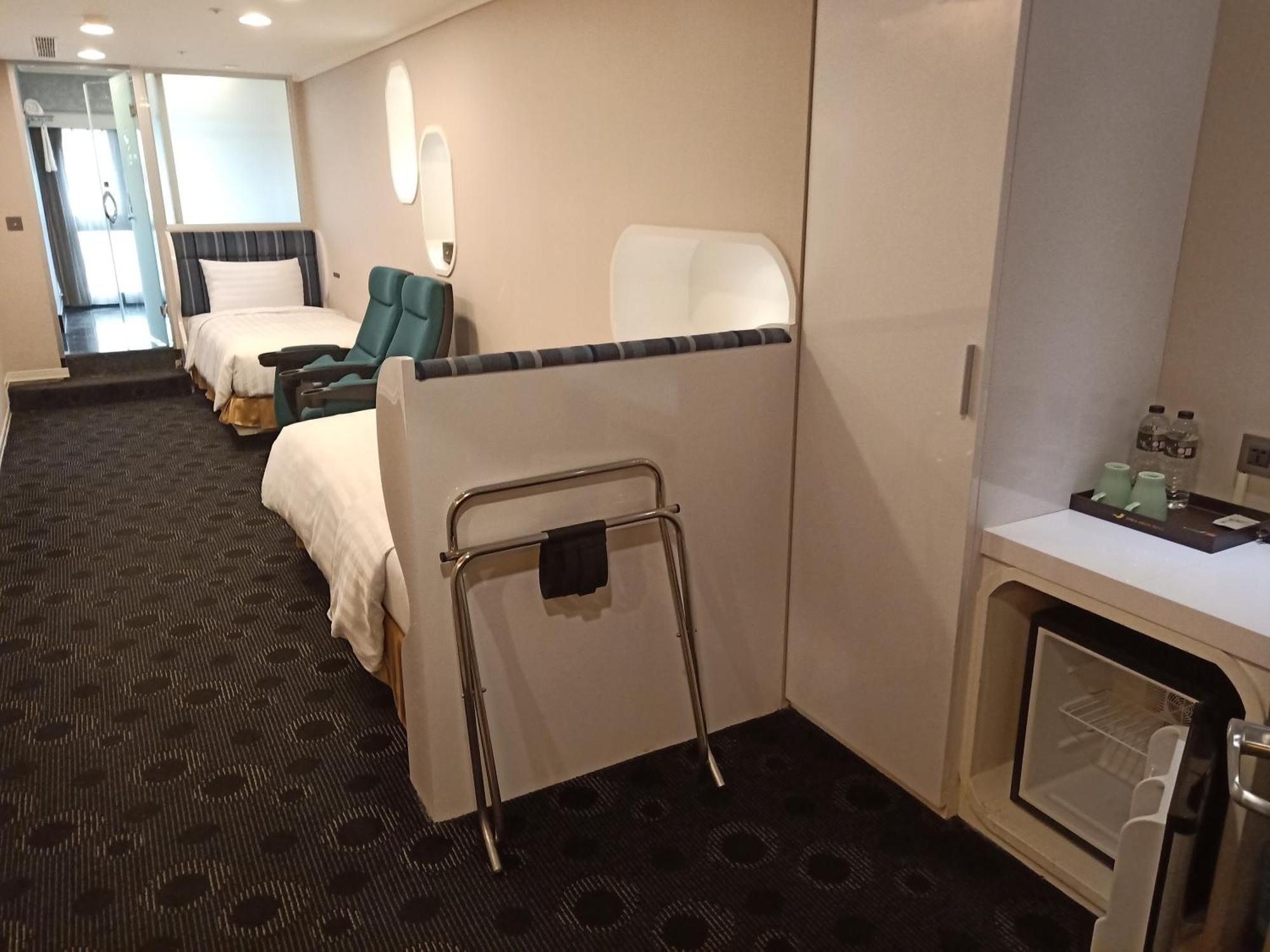 Ximen Airline Hotel Taipei Exteriör bild